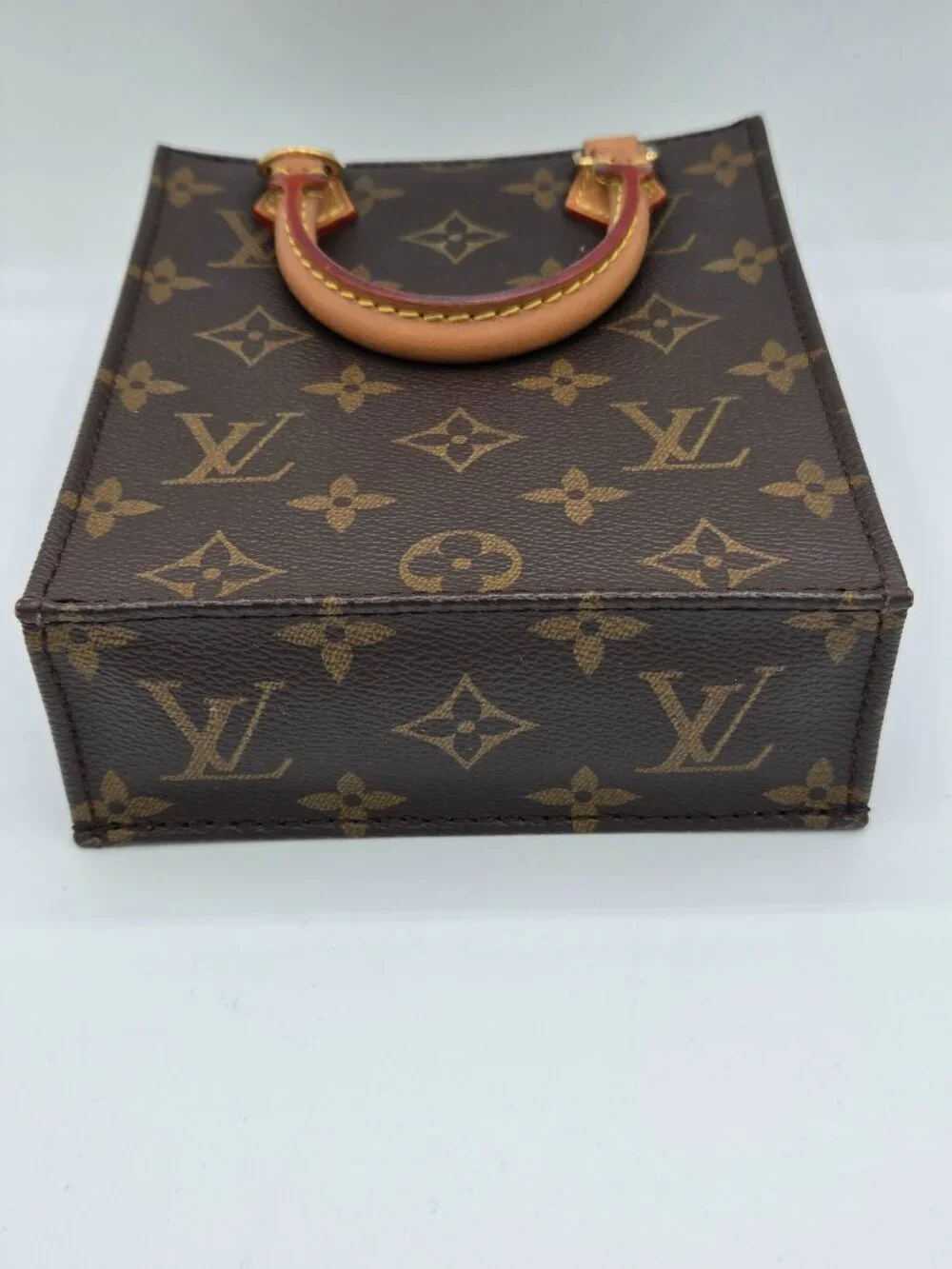 Louis Vuitton Monogram Petit Sac Plat | Crossbody | CA3260 | Authenticated